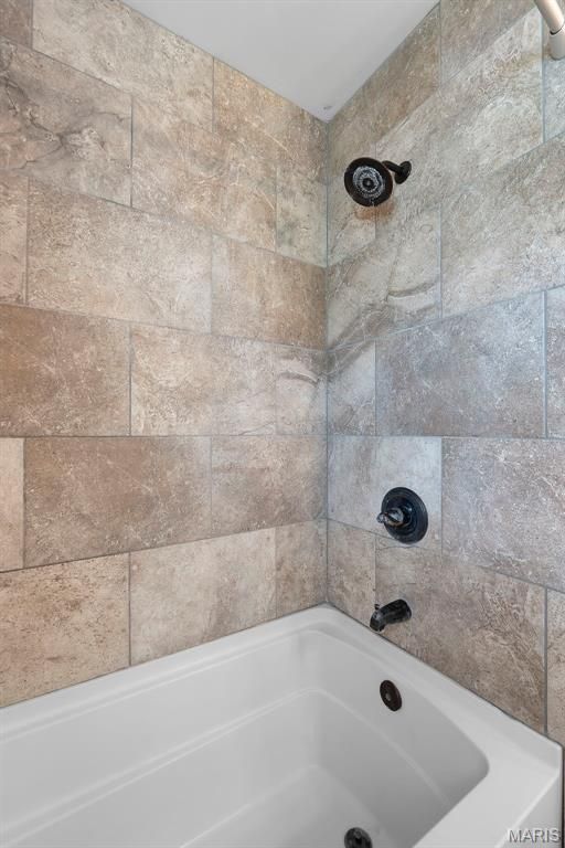 Image 33 of property listing at 100 Stull Drive, Benton, MO 63736
