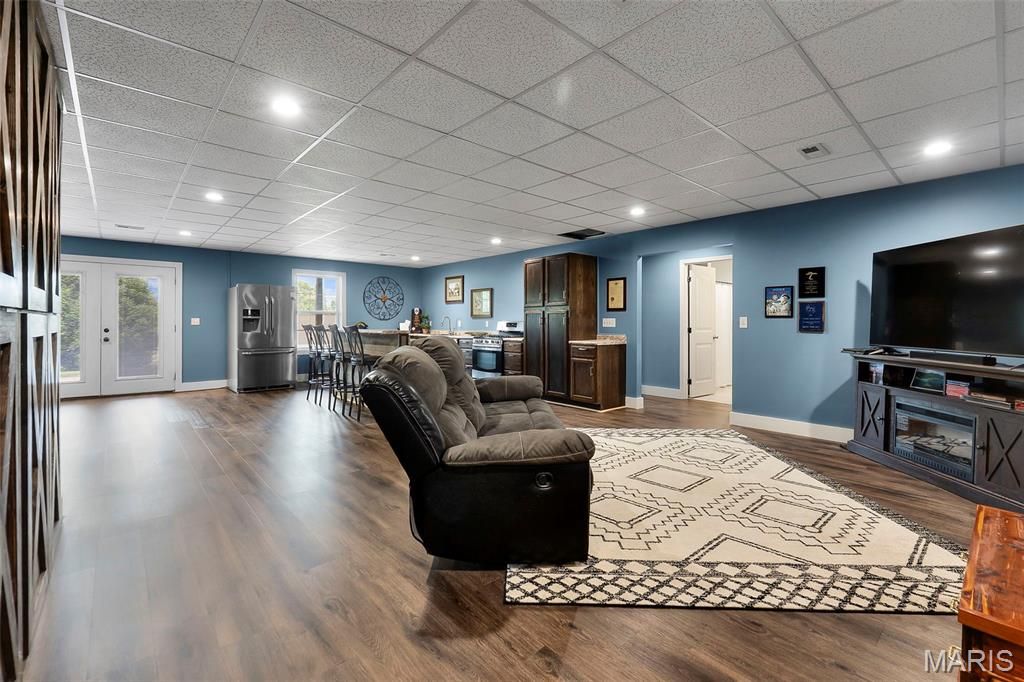 Image 37 of property listing at 100 Stull Drive, Benton, MO 63736
