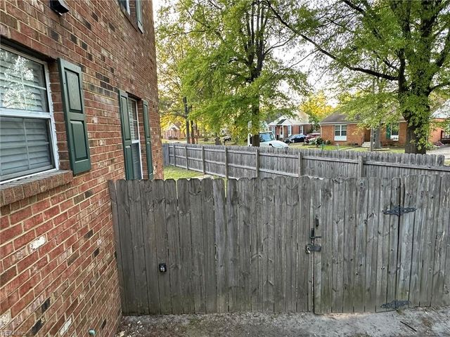 1227 Wide ST, Norfolk, VA 23504