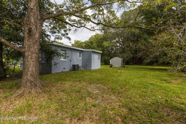5601 PANSY Lane, Jacksonville, FL 32209