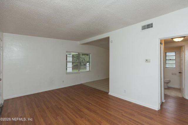 5601 PANSY Lane, Jacksonville, FL 32209
