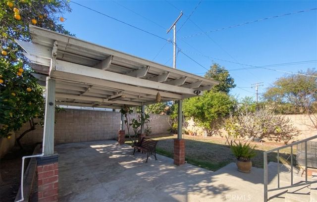 569 Bradshawe, Los Angeles, CA 90022