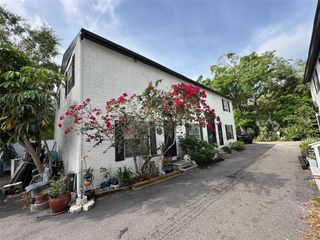 3009 S MANHATTAN AVENUE B, Tampa, FL 33629