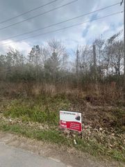 1010 Plum Grove Road, Cleveland, TX 77327