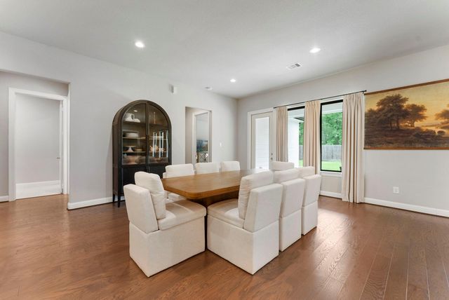 10 Double Creek Court, Willis, TX 77378