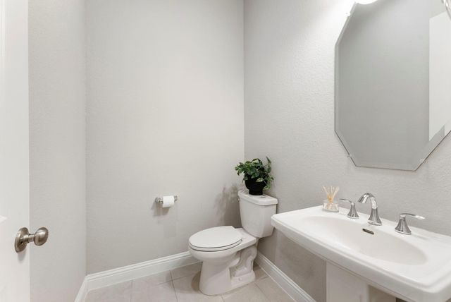 10 Double Creek Court, Willis, TX 77378