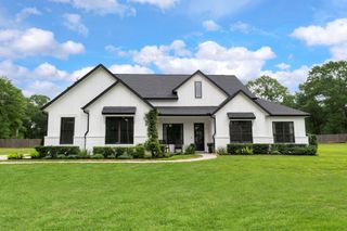 10 Double Creek Court, Willis, TX 77378