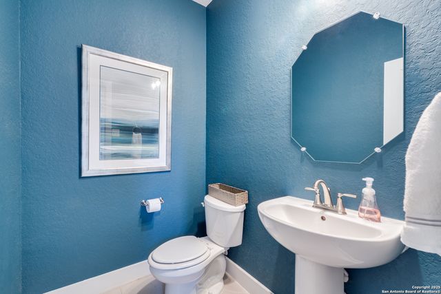 154 Beaver, San Antonio, TX 78253