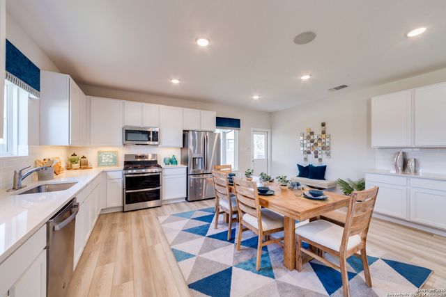 154 Beaver, San Antonio, TX 78253