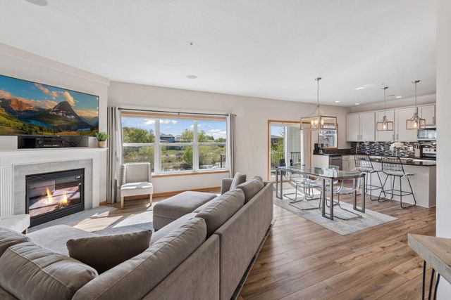 1238 Vernon Drive, Carver, MN 55315