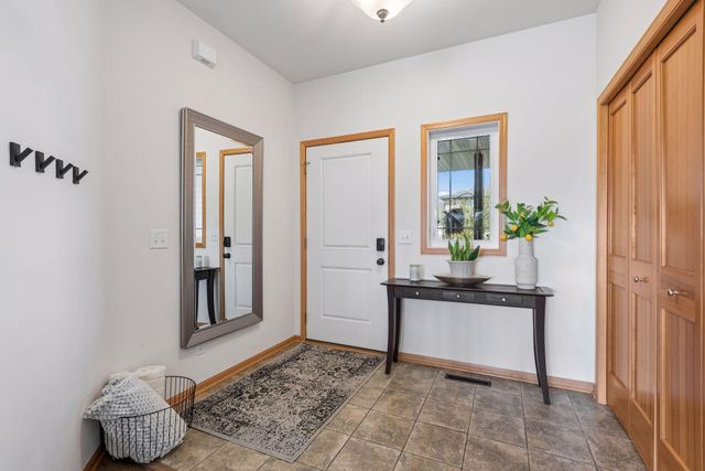 1238 Vernon Drive, Carver, MN 55315