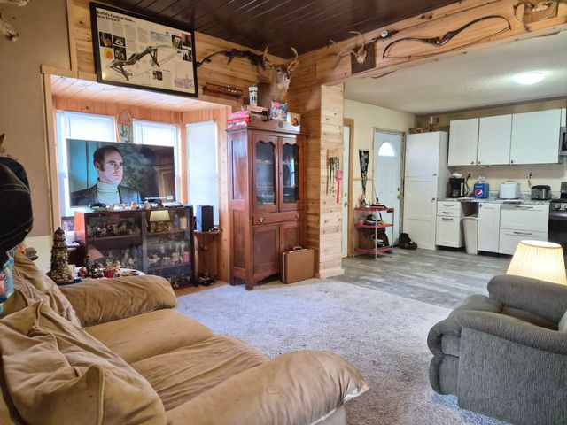 109 State Street, Grayling, MI 49738