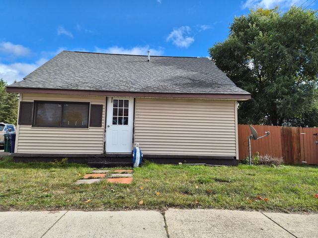 109 State Street, Grayling, MI 49738