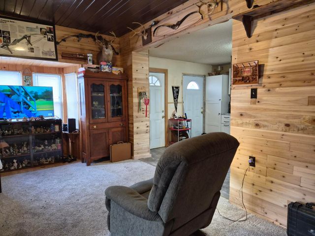 109 State Street, Grayling, MI 49738