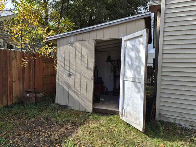 109 State Street, Grayling, MI 49738