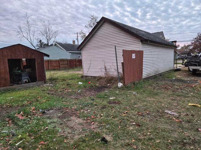 109 State Street, Grayling, MI 49738