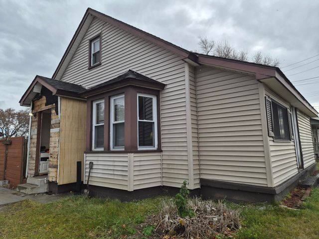 109 State Street, Grayling, MI 49738