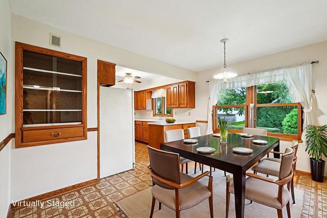 920 5th AVENUE, Grafton, WI 53024