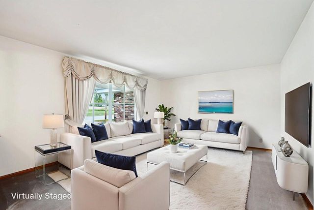 920 5th AVENUE, Grafton, WI 53024