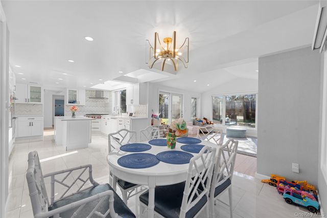 930 Smith Lane, Hewlett Neck, NY 11598