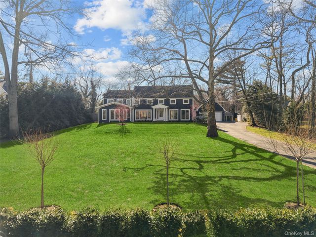 930 Smith Lane, Hewlett Neck, NY 11598