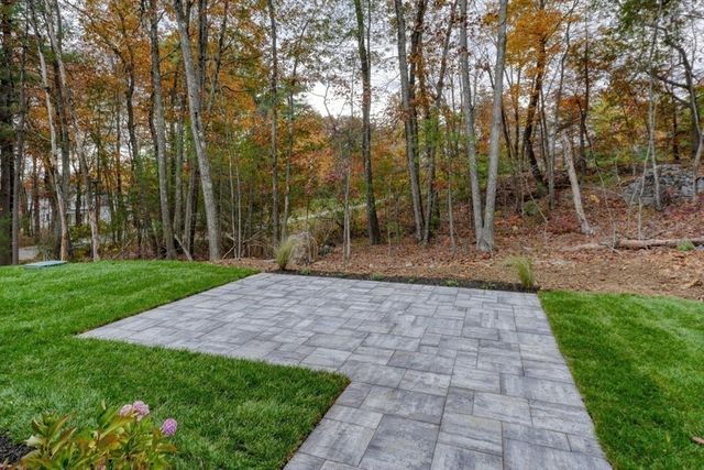 171 Randall Rd, Berlin, MA 01503