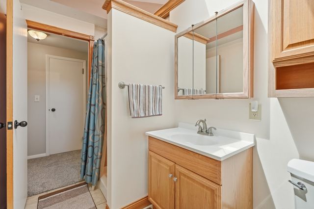 513 N West Street, Peotone, IL 60468