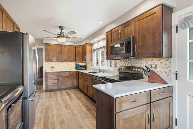 513 N West Street, Peotone, IL 60468