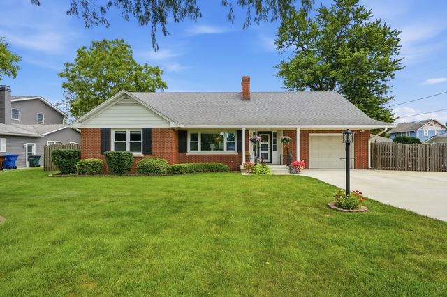 513 N West Street, Peotone, IL 60468