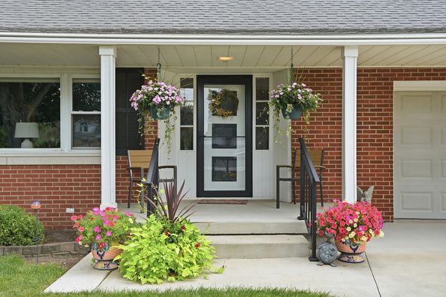 513 N West Street, Peotone, IL 60468