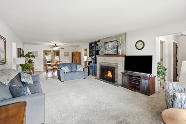 513 N West Street, Peotone, IL 60468