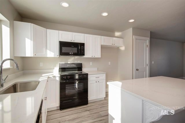 1811 Regency Way, Emmett, ID 83617