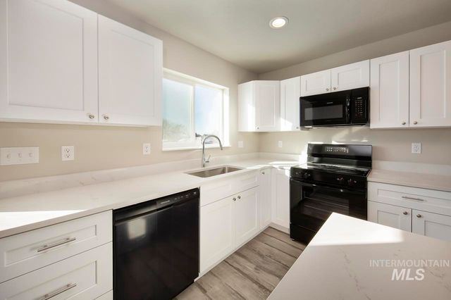 1811 Regency Way, Emmett, ID 83617