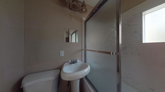 4097 16th Ave, Sacramento, CA 95820