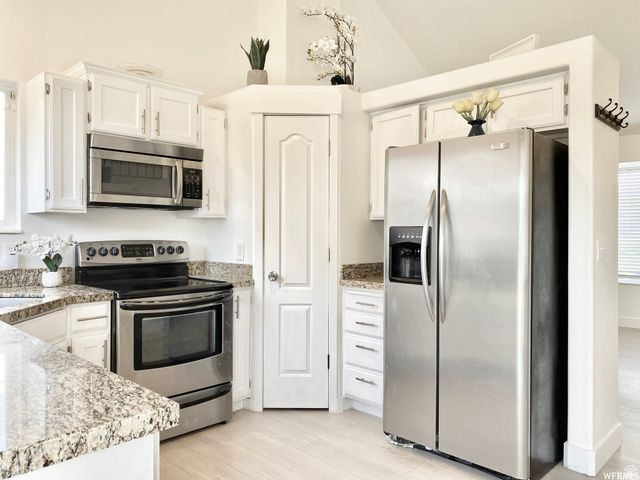 6238 W CONTADORA DR, West Valley City, UT 84128