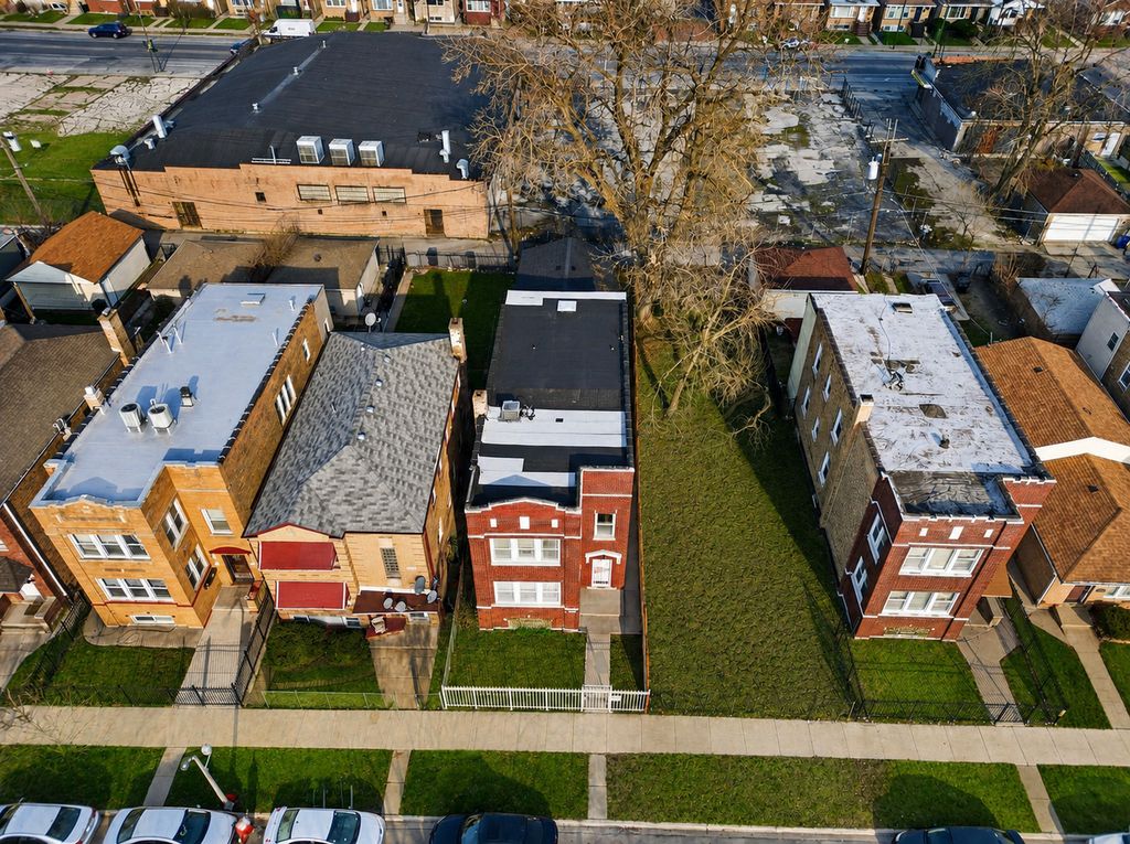 6225 S Seeley Avenue, Chicago, IL 60636 — photo 2