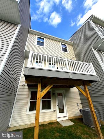 27 FOXWOOD DR, Hainesport, NJ 08036
