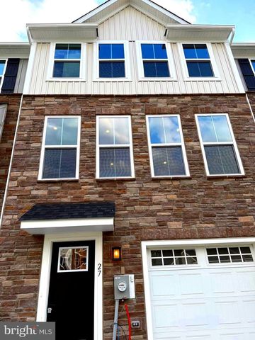 27 FOXWOOD DR, Hainesport, NJ 08036