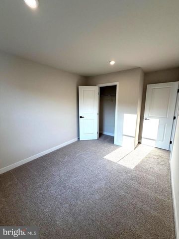 27 FOXWOOD DR, Hainesport, NJ 08036