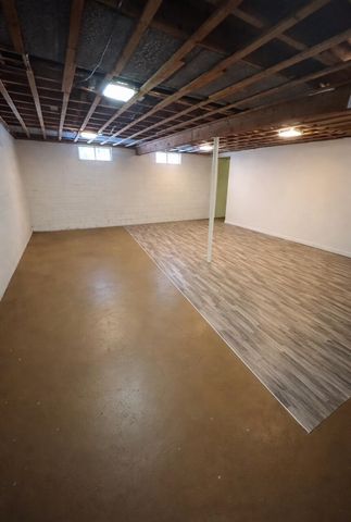 98 Allene, Battle Creek, MI 49037