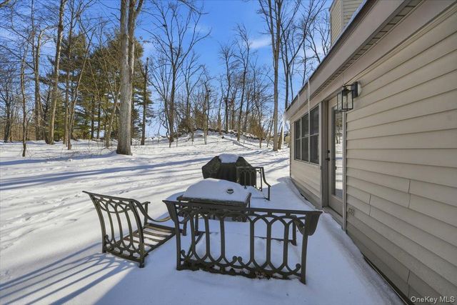 180 Heritage Hills F, Somers, NY 10589