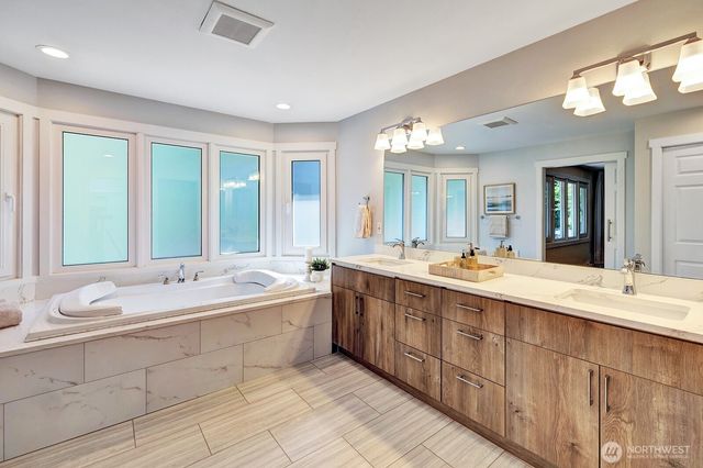 14616 181st Place NE, Woodinville, WA 98072