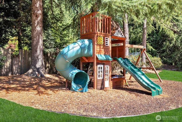 14616 181st Place NE, Woodinville, WA 98072