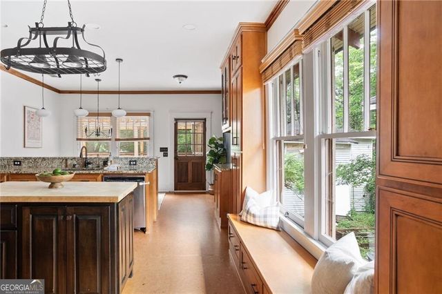 1174 Oglethorpe Avenue SW, Atlanta, GA 30310