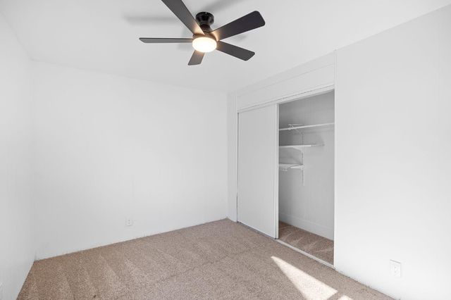 8000 37th Ave, Sacramento, CA 95824