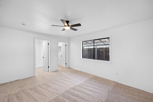 8000 37th Ave, Sacramento, CA 95824