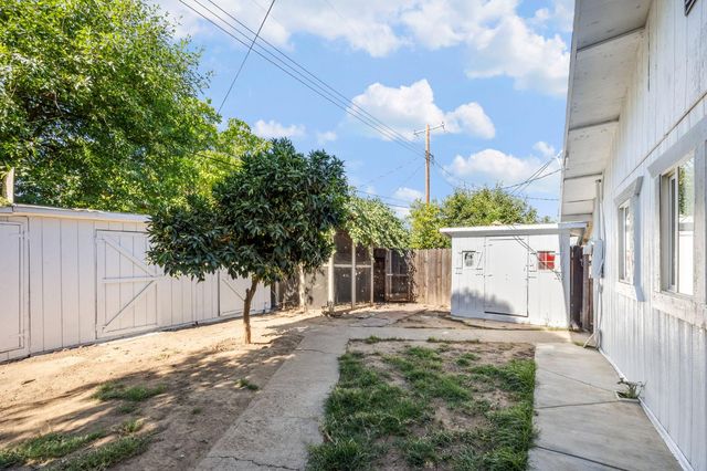 8000 37th Ave, Sacramento, CA 95824