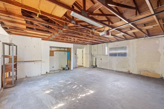 8000 37th Ave, Sacramento, CA 95824