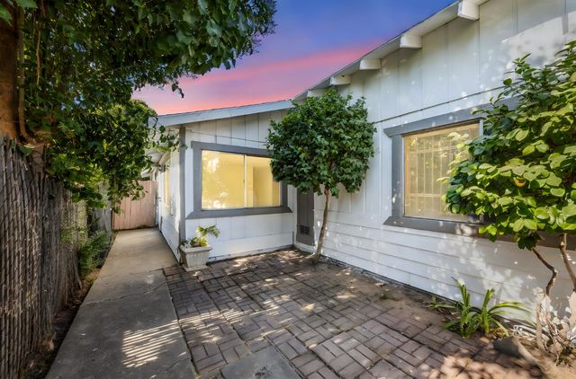 8000 37th Ave, Sacramento, CA 95824