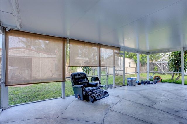 970 SW 3RD Avenue, Pompano Beach, FL 33060